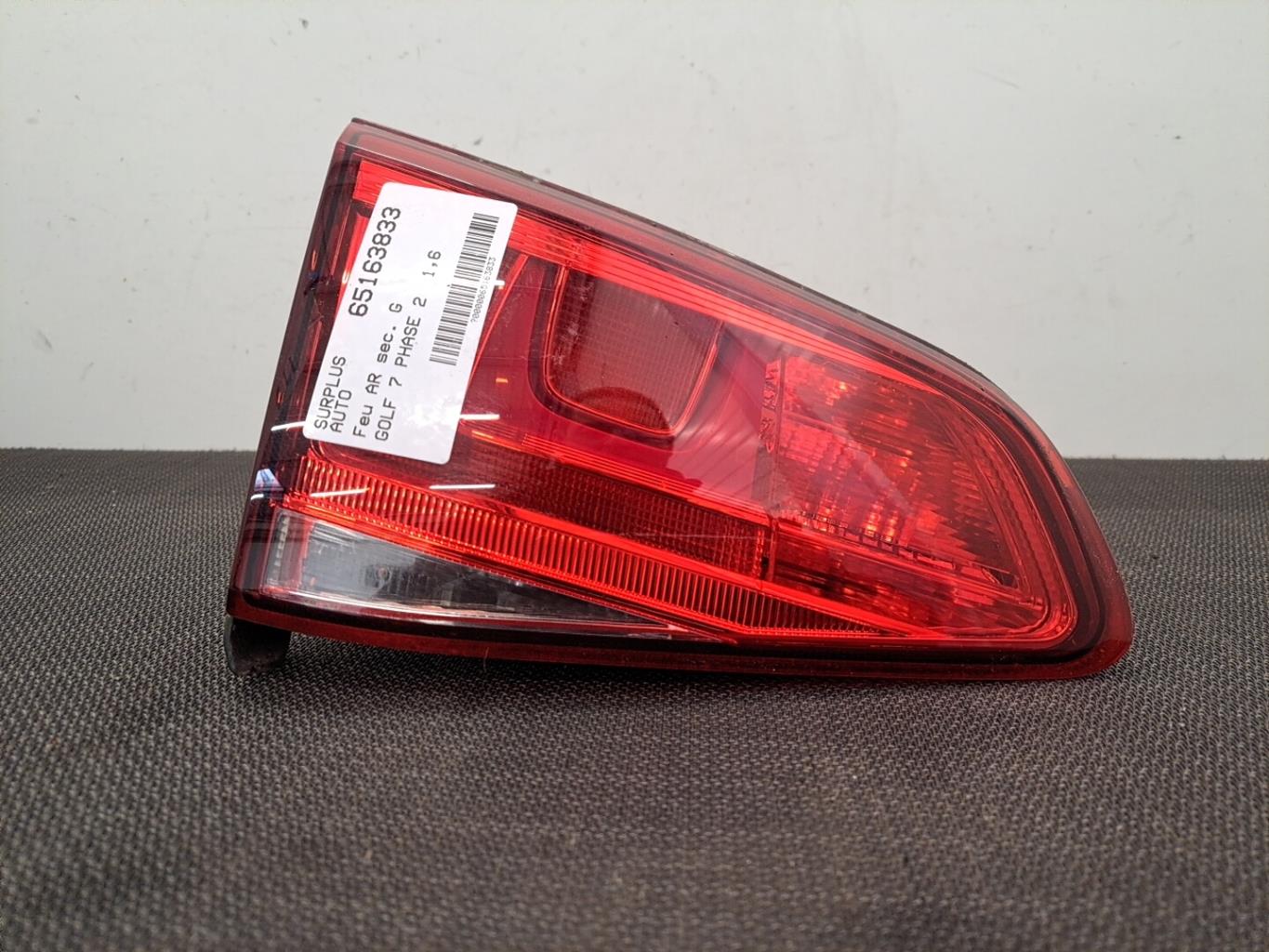 Feu arriere secondaire gauche (feux) VOLKSWAGEN GOLF 7 PHASE 2 Diesel - 1