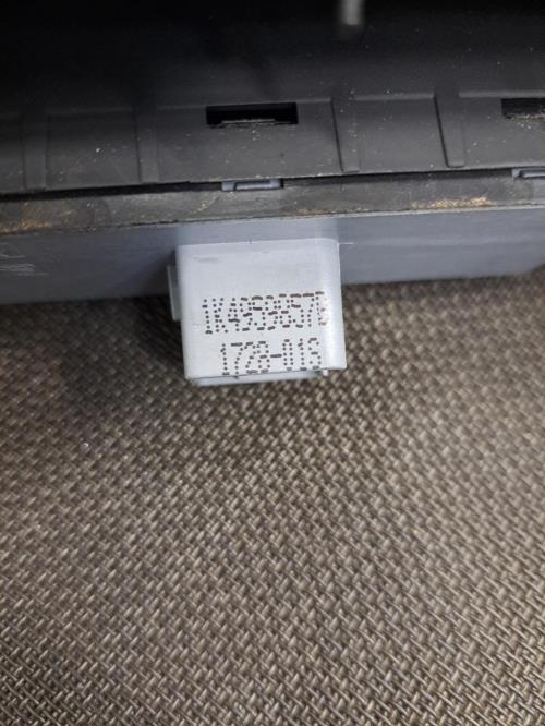 Image Interrupteur de leve vitre - VOLKSWAGEN PASSAT 5