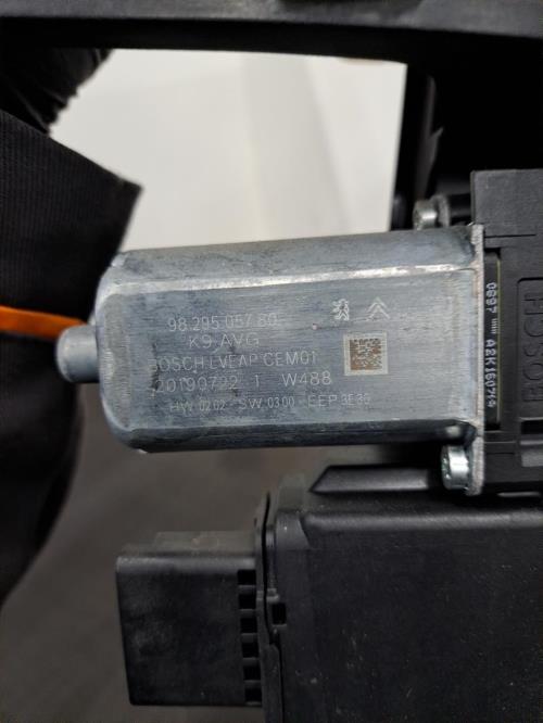 Image Leve vitre electrique avant gauche - CITROEN BERLINGO 3 M
