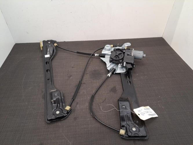 Image Leve vitre electrique avant gauche - OPEL ZAFIRA TOURER C