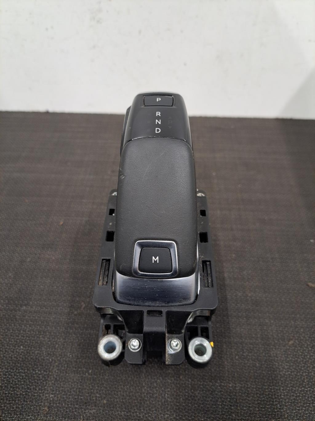Levier de vitesses PEUGEOT 3008 2 PHASE 1 Essence - 1