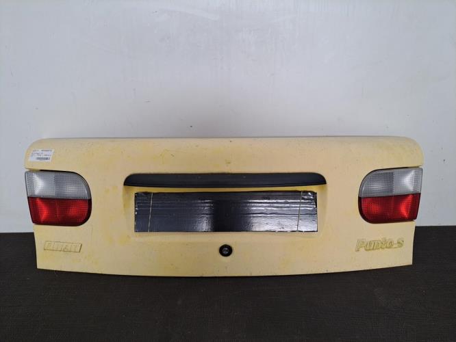 Image Malle/Hayon arriere - FIAT PUNTO 1