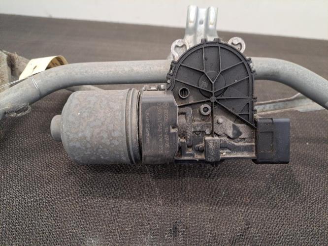Image Moteur essuie glace avant - PEUGEOT 208 1