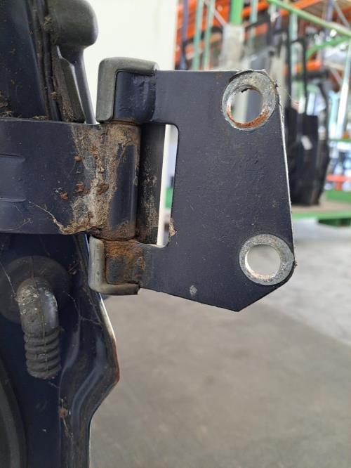 Image Porte de coffre gauche - NISSAN PATROL 1