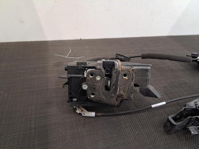 Image Serrure avant droit - PEUGEOT 308 2