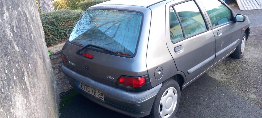 Image Malle/Hayon arriere - RENAULT CLIO 1