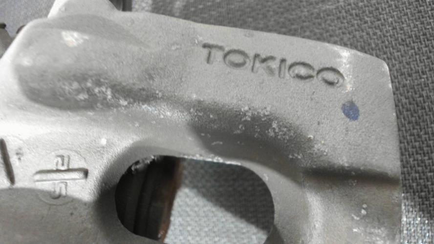Image Etrier arriere droit (freinage) - TOYOTA VERSO-S