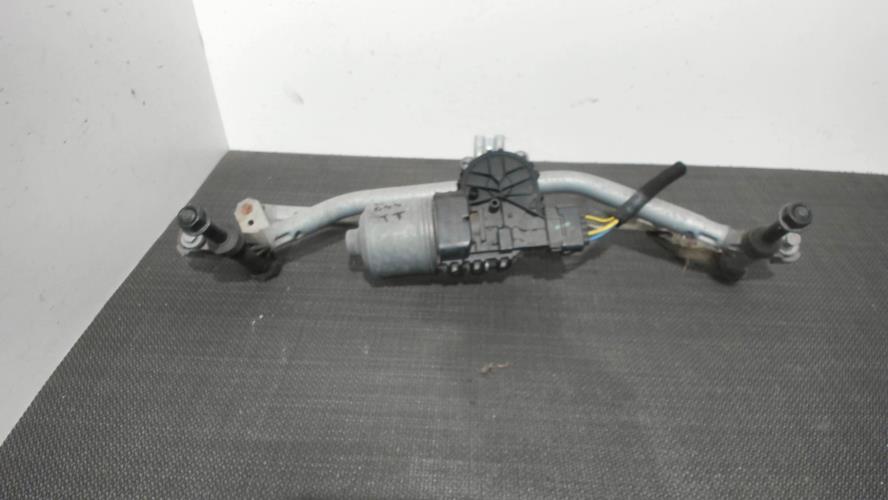 Image Moteur essuie glace avant - PEUGEOT 208 1