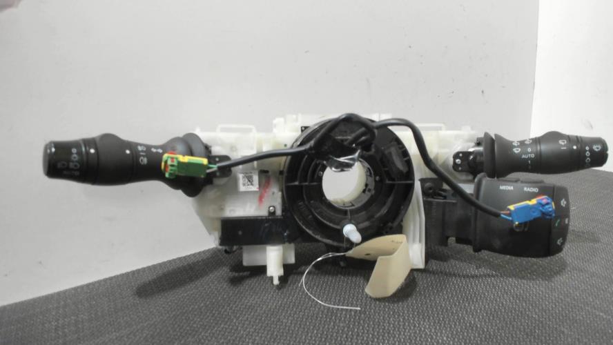Image Com (Bloc Contacteur Tournant+Commodo Essuie Glace+Commodo Phare) - RENAULT MEGANE 3