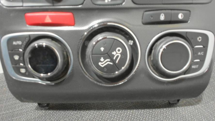 Image Commande chauffage - CITROEN C4 2
