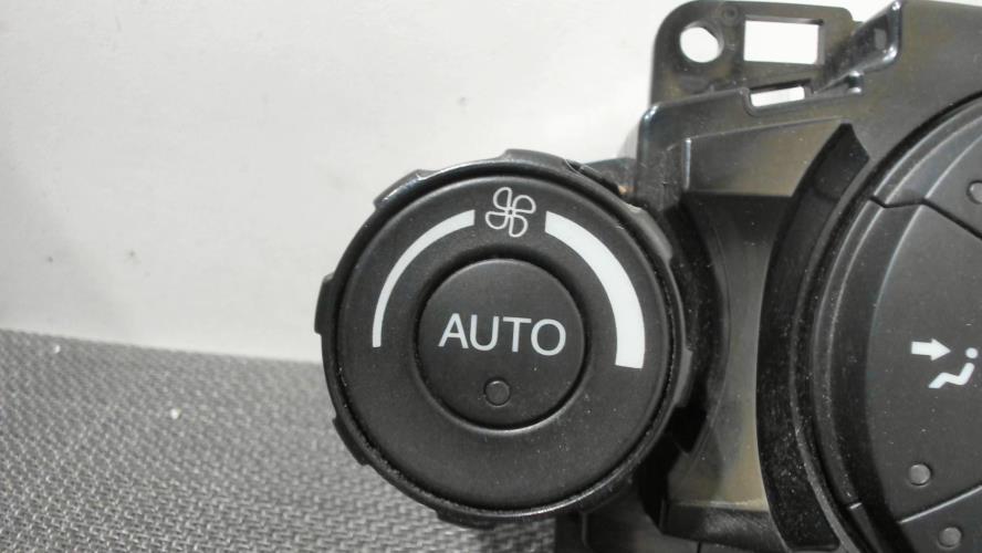 Image Commande chauffage - FORD FIESTA 6