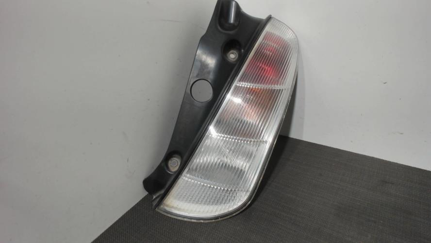 Image Feu arriere principal droit (feux) - LANCIA YPSILON 4