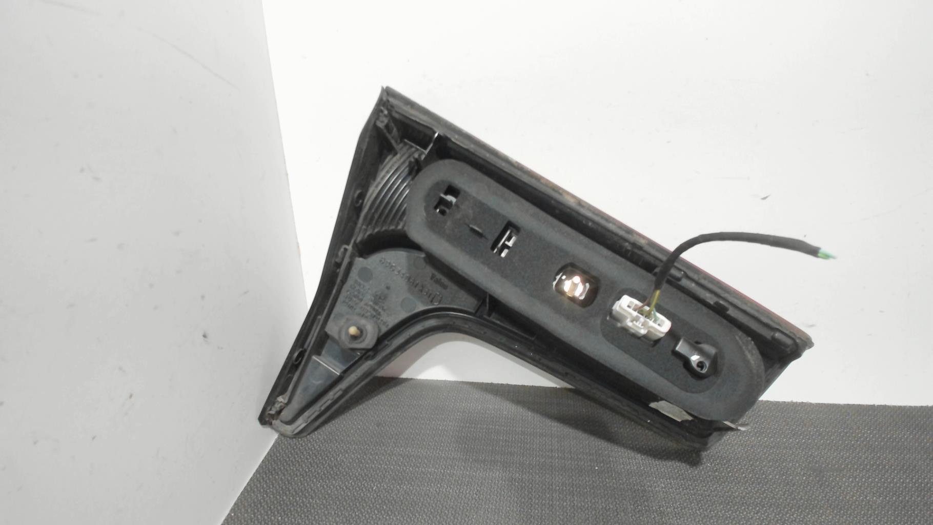 Feu arriere secondaire droit (feux) CITROEN C5 1 PHASE 2 Diesel - 1
