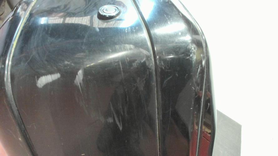 Image Pare choc arriere - VOLVO V 70 1