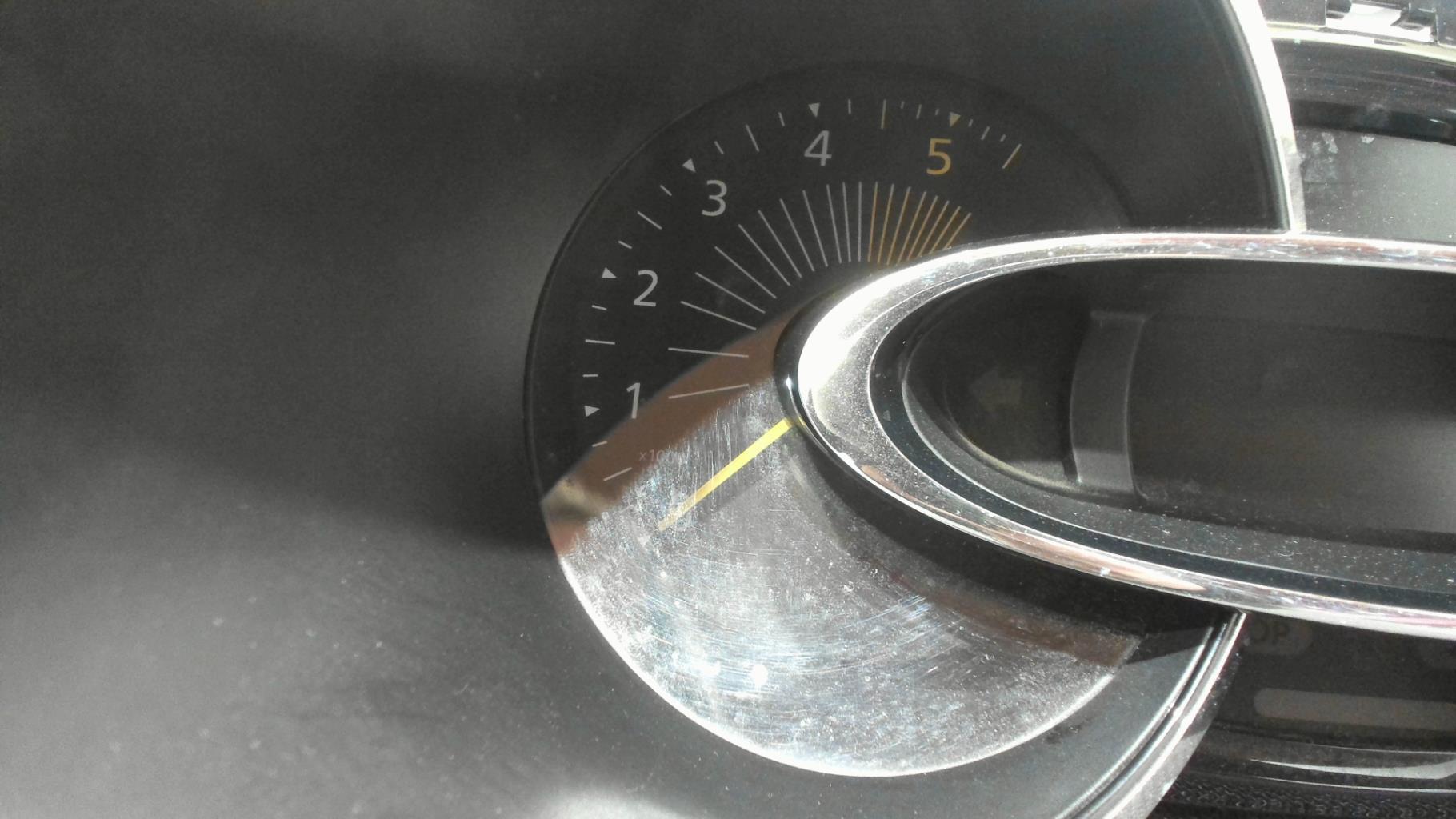 Compteur RENAULT CLIO 4 PHASE 1 BREAK Diesel - 1