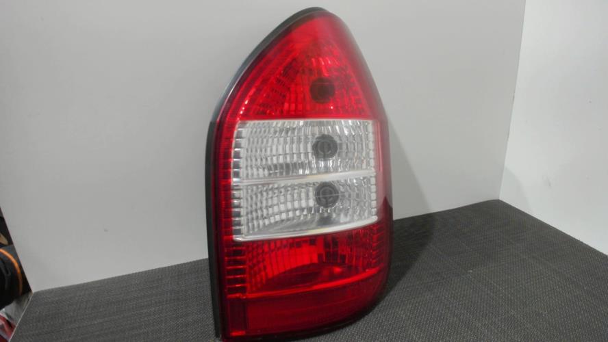 Image Feu arriere principal droit (feux) - OPEL ZAFIRA A