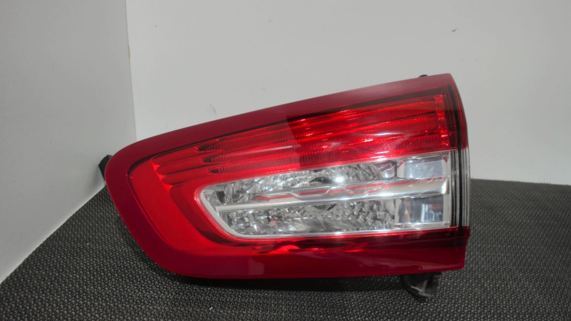 Feu arriere secondaire droit (feux) DS DS5 PHASE 2 Diesel - 1
