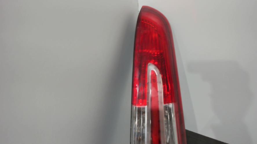 Image Feu arriere principal droit (feux) - FORD C-MAX 1