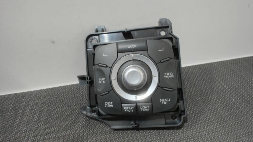 Image Commande GPS - RENAULT MEGANE 3