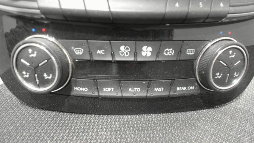 Image Facade autoradio - PEUGEOT 508 1 SW