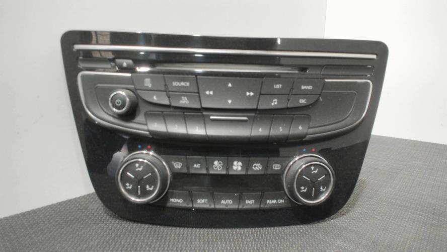 Image Facade autoradio - PEUGEOT 508 1 SW