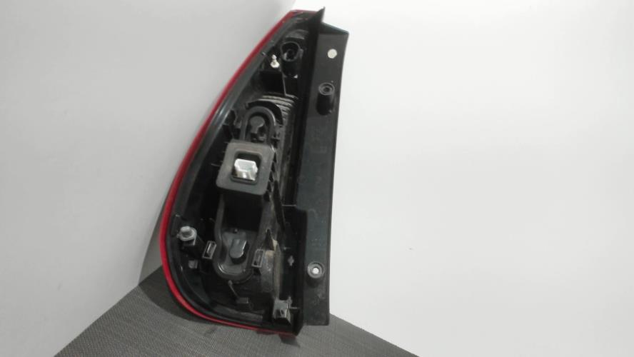 Image Feu arriere principal droit (feux) - RENAULT SCENIC 3