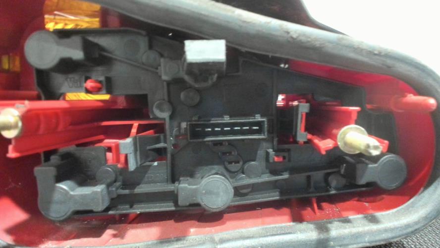 Image Feu arriere secondaire droit (feux) - PEUGEOT 106