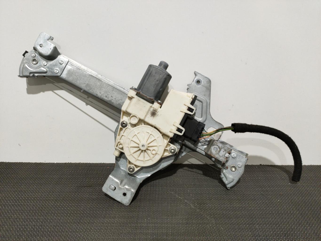 Pièce Auto