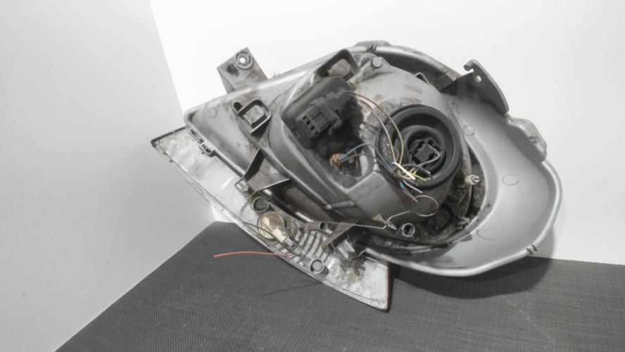 Image Optique avant principal droit (feux)(phare) - RENAULT TRAFIC 2