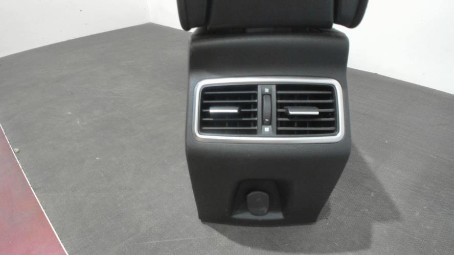 Image Console central (interieur plastique) - RENAULT MEGANE 4