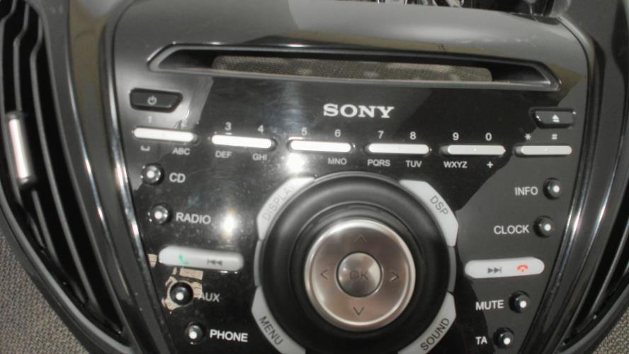 Image Facade autoradio - FORD B-MAX