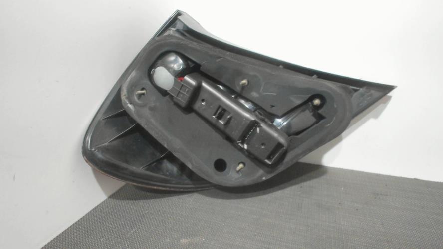 Image Feu arriere principal droit (feux) - MERCEDES CLASSE C 203 COUPE SPORT