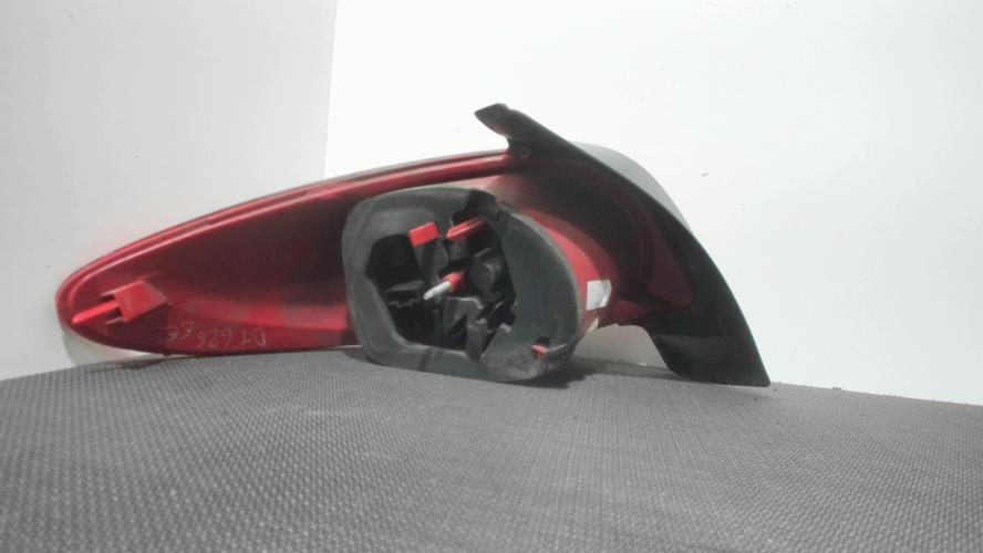 Image Feu arriere principal droit (feux) - PEUGEOT 206+