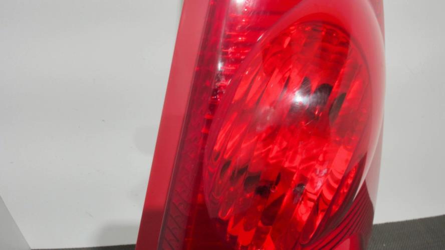 Image Feu arriere principal droit (feux) - PEUGEOT 107