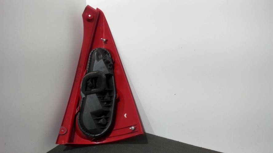 Image Feu arriere principal gauche (feux) - PEUGEOT 107