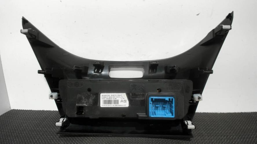 Image Commande chauffage - PEUGEOT 208