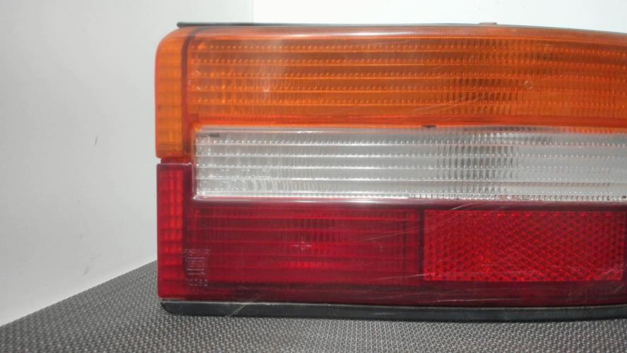Image Feu arriere principal droit (feux) - PEUGEOT 309