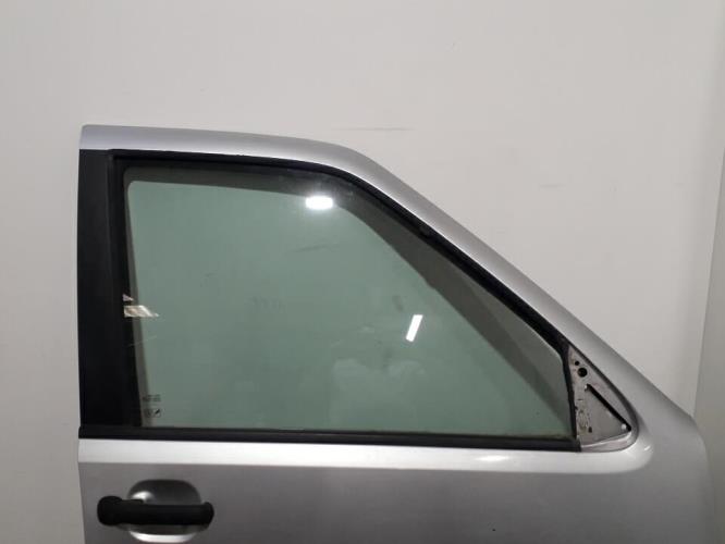 Image Porte avant droit - NISSAN TERRANO 2