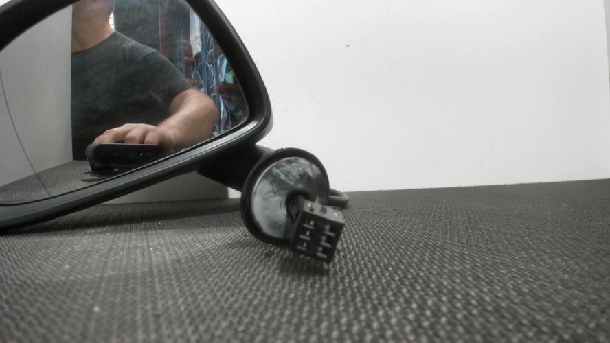 Image Retroviseur droit - OPEL CORSA D