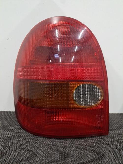 Image Feu arriere principal gauche (feux) - OPEL CORSA B