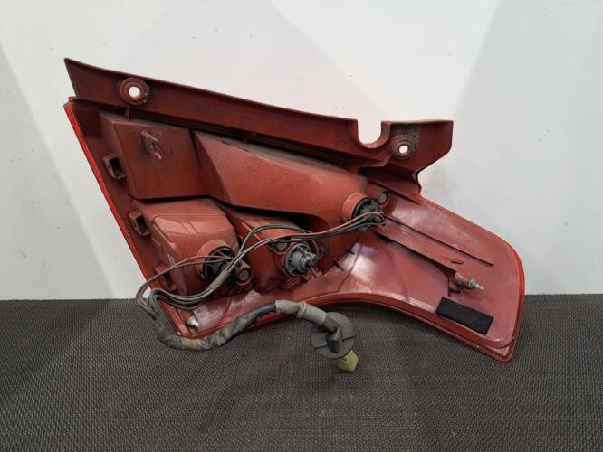 Image Feu arriere principal gauche (feux) - SUZUKI SWIFT 3
