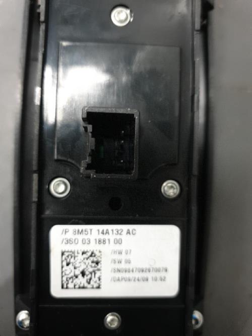 Image Interrupteur de leve vitre avant gauche - FORD KUGA 1