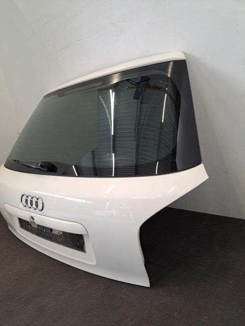 Image Malle/Hayon arriere - AUDI A3 1