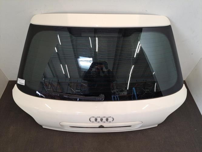 Image Malle/Hayon arriere - AUDI A3 1