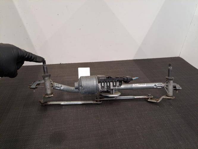 Image Moteur essuie glace avant - PEUGEOT 208 1