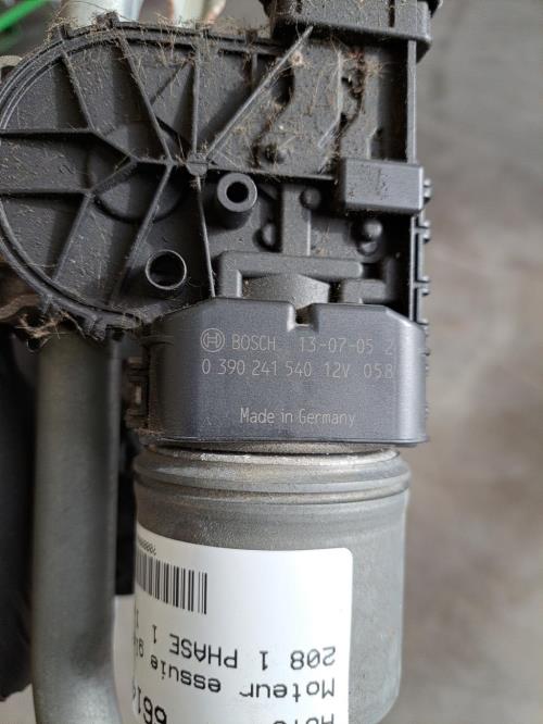 Image Moteur essuie glace avant - PEUGEOT 208 1