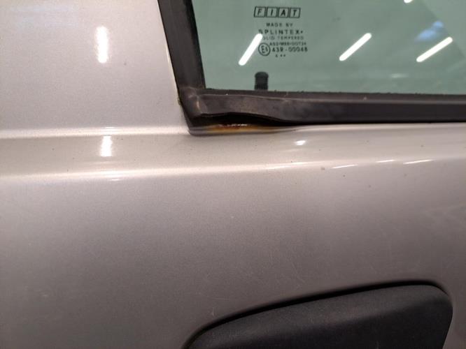 Image Porte avant droit - FIAT PUNTO 2