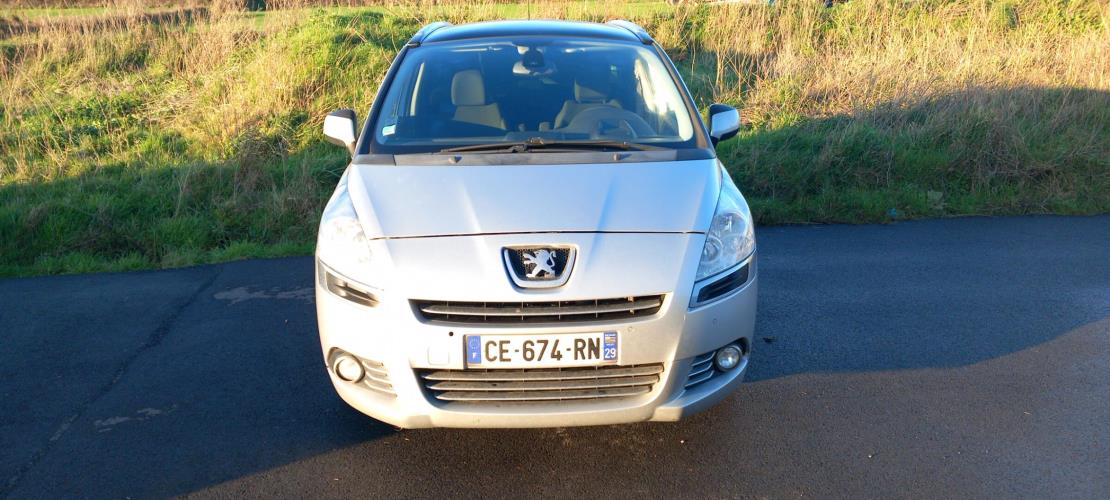 Image Capot - PEUGEOT 5008 1