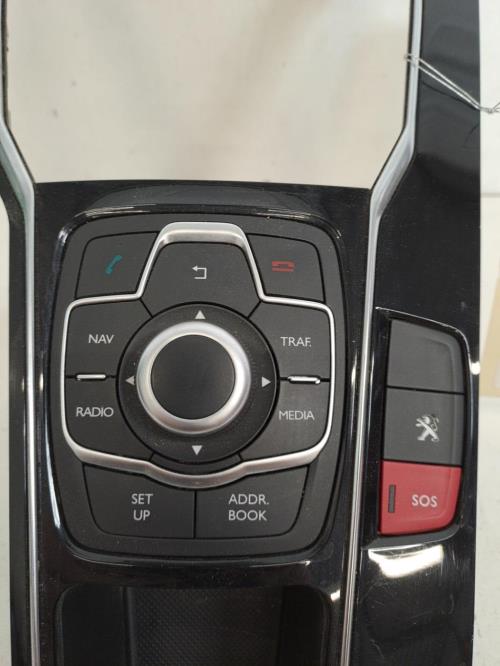 Image Commande GPS - PEUGEOT 508 1