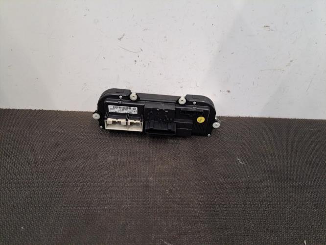 Image Commande chauffage - VOLKSWAGEN GOLF 6